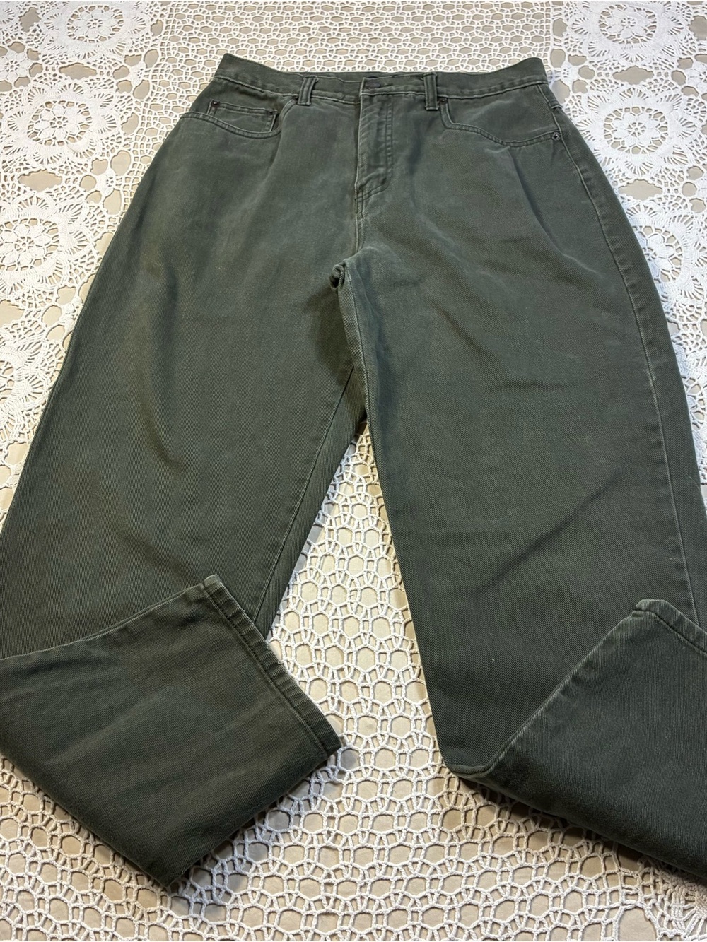 Bill Blass Easy Fit Women’s Size 10 Green Dark Wash High Rise Straight Jeans